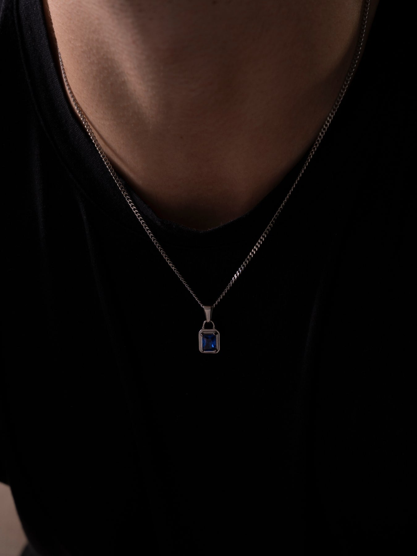 CATENA CON PIETRE PREZIOSE DELL'OCEANO | Argento